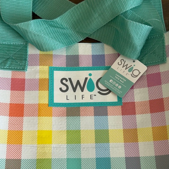 NWT SWIG LIFE 12 OZ INSULATED STAINLESS SKINNY CAN COOLER & LAMINATED TOTE BAG - Picture 8 of 12